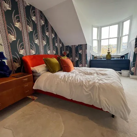 3-bed Bonny Flat - West End Centre * Glasgow