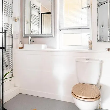 Appartement Lovely 1-bedroom With Balcony In West End Glasgow