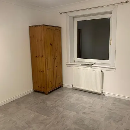 3 Bedroom Flat Lägenhet