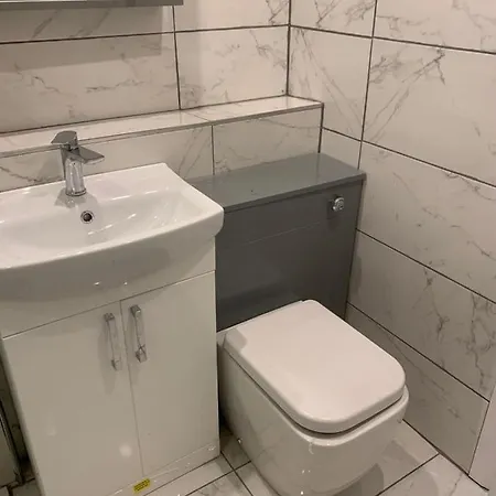3 Bedroom Flat Lägenhet Glasgow