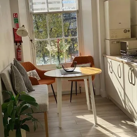 شقة West End 5 Min Walk To Secc And Hydro غلاسغو