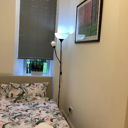 شقة Ground Floor With Garden