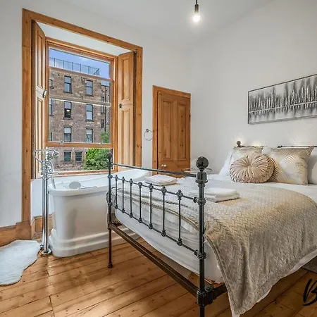 Apartment Vavin - Central - Cozy 2 Br-1ba - Free Parking Glasgow