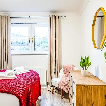 Sorbonne - West End 3br-2ba, Near Kelvingrove Museum - Free Parking By Bonjour Residences Lägenhet