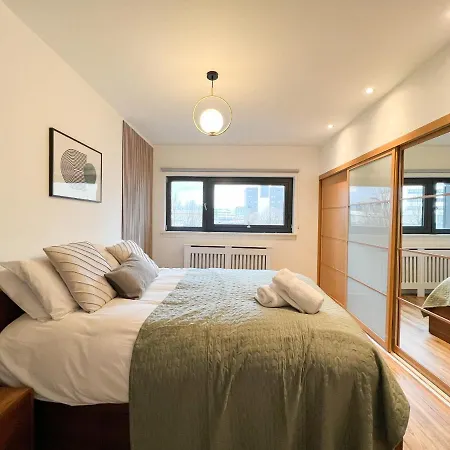 Lovely Two Bed In Finnieston * グラスゴー