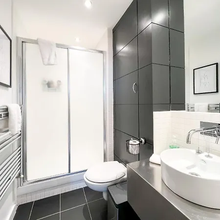 Lovely 2 Bed Duplex With Hydro Views Daire *