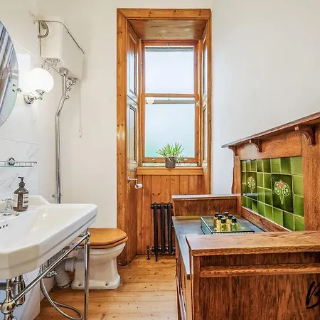 Apartment Vavin - Central - Cozy 2 Br-1ba - Free Parking Glasgow