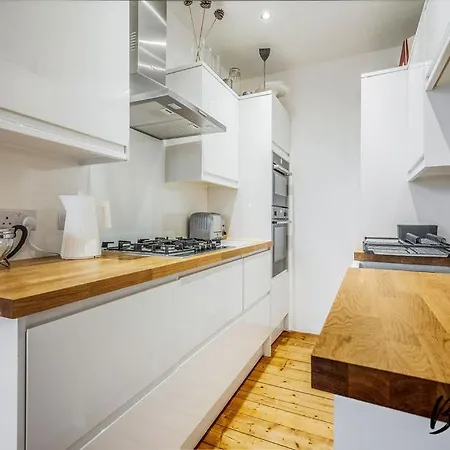 Vavin - Central - Cozy 2 Br-1ba - Free Parking * Glasgow