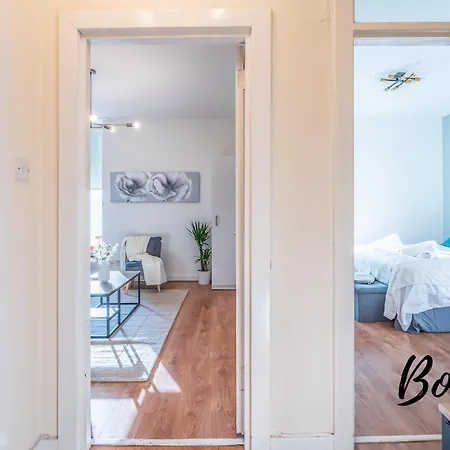 Beaubourg - Finnieston 1br-1ba - Free Parking Near Kelvingrove Park By Bonjour Residences * Glasgow