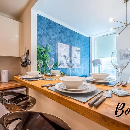 Beaubourg - Finnieston 1br-1ba - Free Parking Near Kelvingrove Park By Bonjour Residences * Glasgow