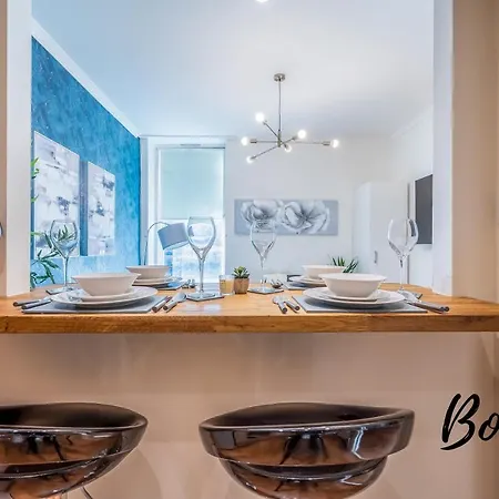 Beaubourg - Finnieston 1br-1ba - Free Parking Near Kelvingrove Park By Bonjour Residences Apartment Glasgow
