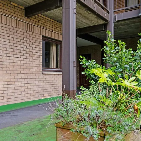 Cygne - Finnieston-1br-1ba At Minerva Court-free Underground Parking By Bonjour Residences *
