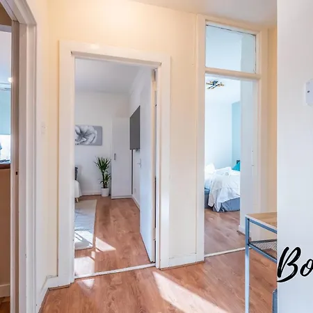 Apartment Beaubourg - Finnieston 1br-1ba - Free Parking Near Kelvingrove Park By Bonjour Residences