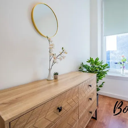 Beaubourg - Finnieston 1br-1ba - Free Parking Near Kelvingrove Park By Bonjour Residences * Glasgow