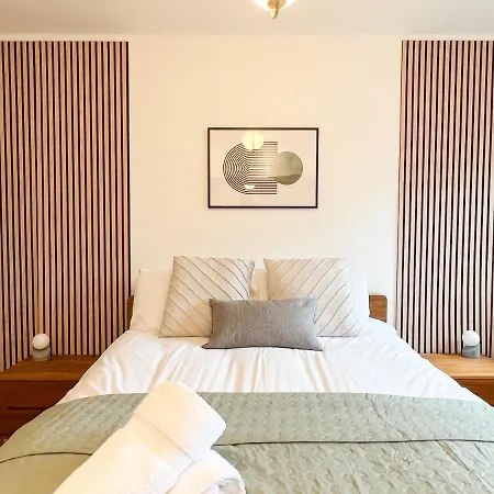 Apartment Lovely Two Bed In Finnieston