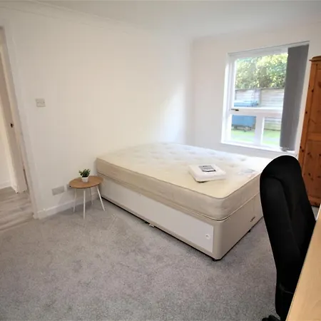 *stunning 2 Bed Flat* 公寓 格拉斯哥