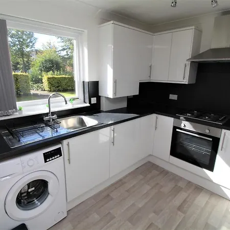 *stunning 2 Bed Flat*