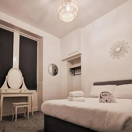 Glasgow: Cosy 2bedroom * 格拉斯哥