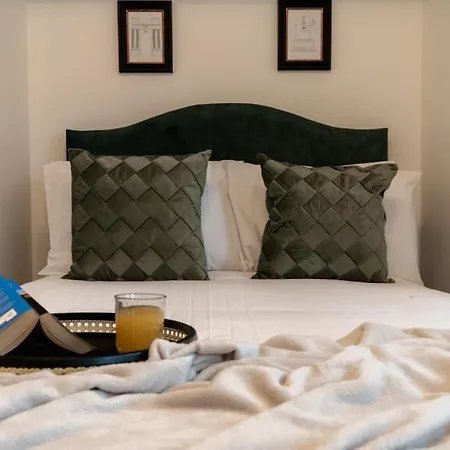 Finnieston 1-bed - Walk To Hydro & Bars - Sleeps 2 *