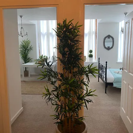 Inviting 1-bed In Merchant City