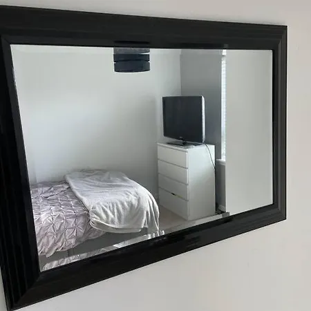 03 Flat