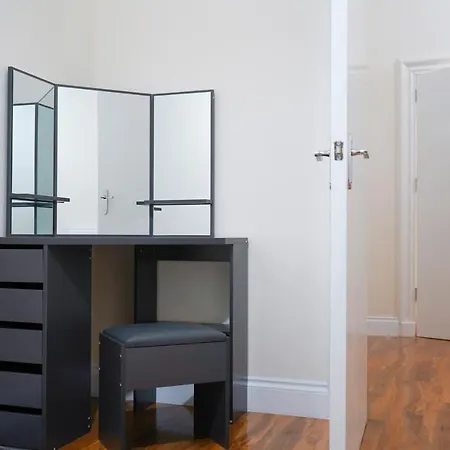 아파트 - 2 Bedroom 글라스고