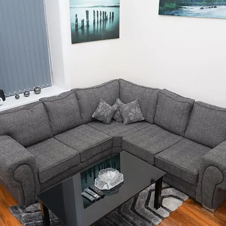 - 2 Bedroom Apartment *