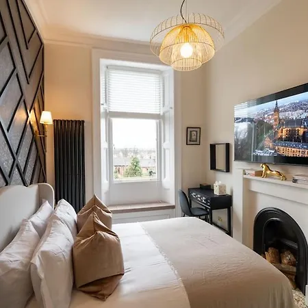 The Devonshire - Your 5 Star West End Stay! דירה