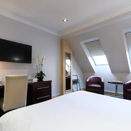 Glynhill & Near Airport Glasgow