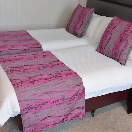 Glynhill & Near Airport 4* Glasgow