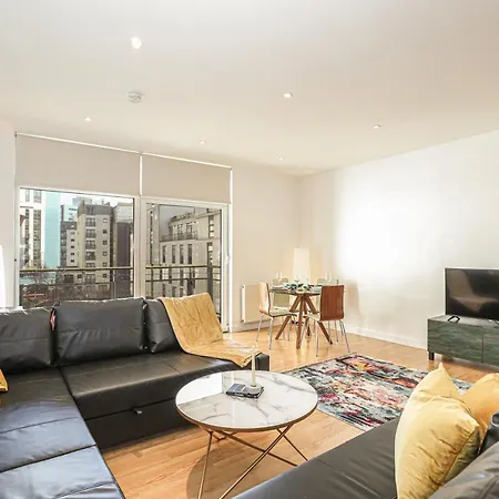 Apartment Riverside Modern 2 Bedroom Flat *