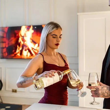 The Devonshire - Your 5 Star West End Stay! Apartment