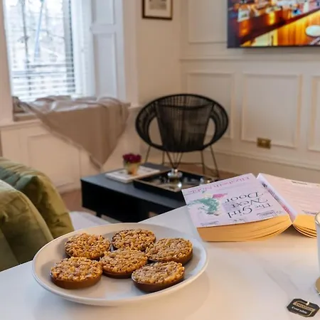 The Devonshire - Your 5 Star West End Stay! Apartment *