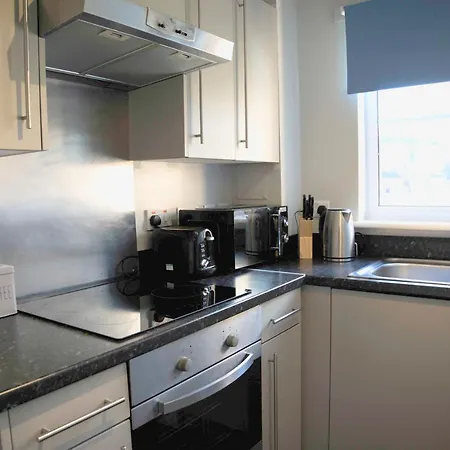The Nelson - Spacious And Free Parking Holiday home *