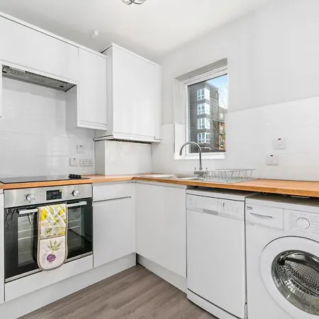 I'm Your Host - Bridgeton House Ferienhaus