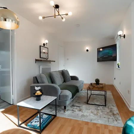 アパート St Georges Cross 1br - Subway On Doorstep - *