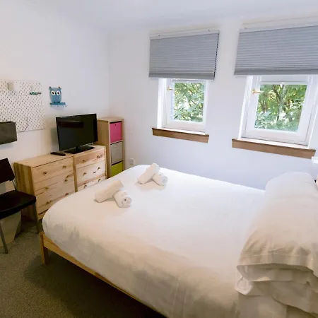 Spacious Flat Next To With Parking - 9309812 Apartamento