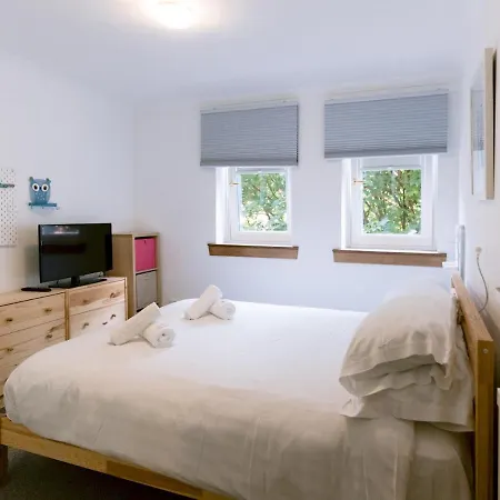 Spacious Flat Next To With Parking - 9309812 Apartamento *