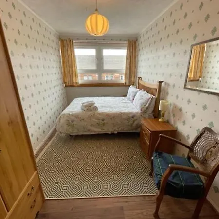 West End Hidden Gem - Modern 2-bedroom With Residents Patio *