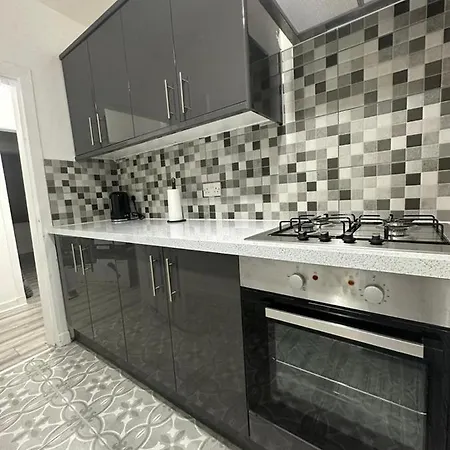 Apartment Newly Renovated Lux 2 Bed Glasgow