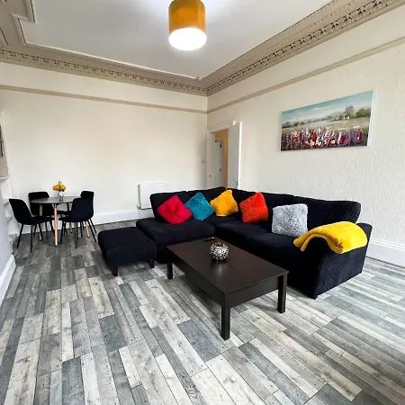 Premium 2br Flat In The Centre Apartment *