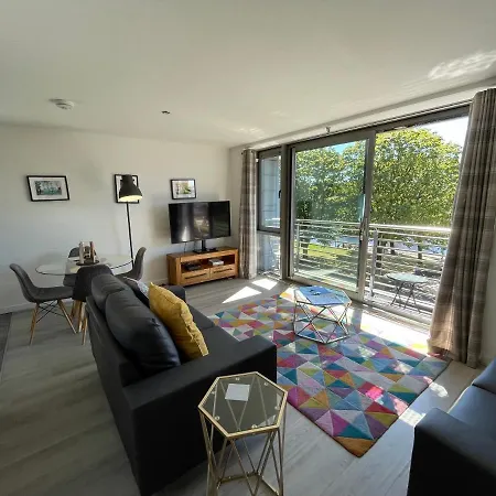 Apartamento Principal - Clyde Waterfront