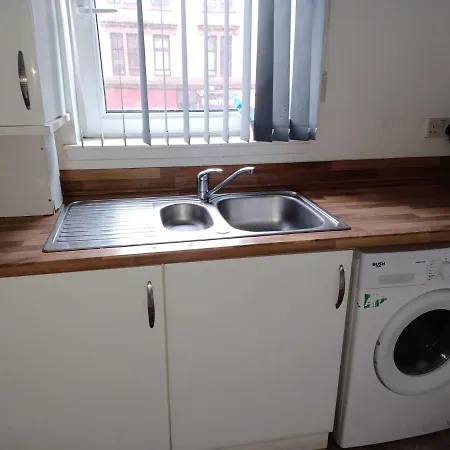 Bellway Commonwealth Apartment, Only Ages Over 23 Glasgow