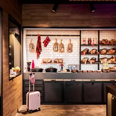 Moxy Sec Hotel Glasgow