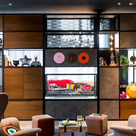 Hotel Moxy Sec