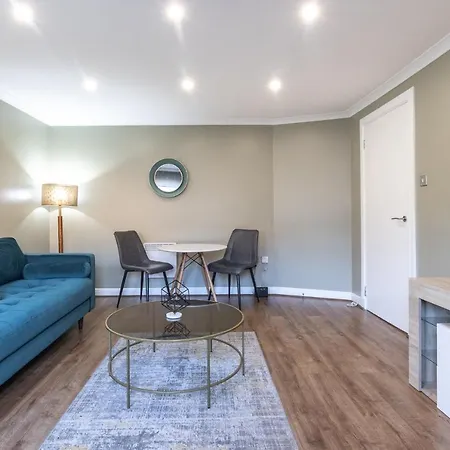 ** Modern Merchant 1 Bed With Free Parking ** * グラスゴー