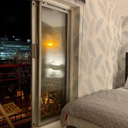 City Centre Flat With River Views And Parking Apartment