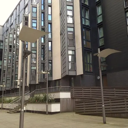 Glasgow City Centre Oswald Street Apartment *