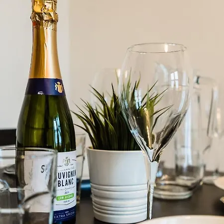 Caledonia Suite, Netflix, Free Parking * Glasgow