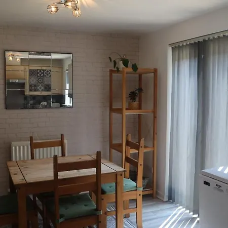 Holiday home Urban Escape Free Parking 20min Walk To Center Glasgow